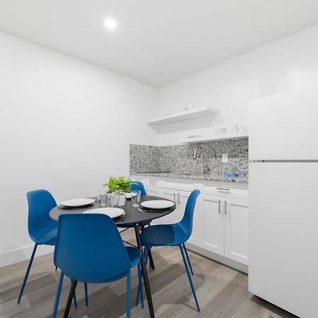 Radiant Unit With Parking And Pool - M26 Leilighet Hollywood Eksteriør bilde
