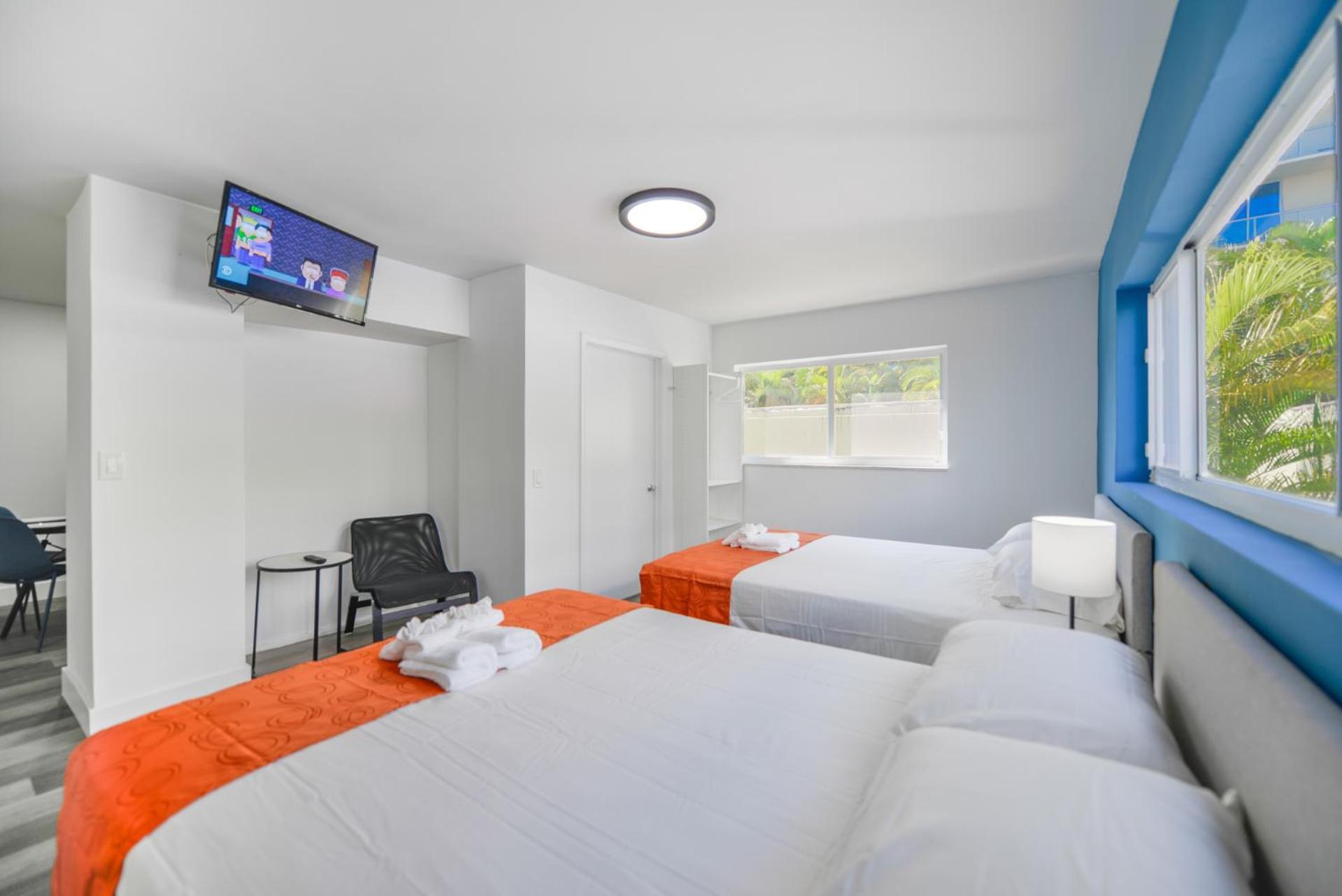 Radiant Unit With Parking And Pool - M26 Leilighet Hollywood Eksteriør bilde